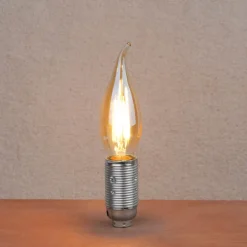 Ampoule LED forme flamme E14