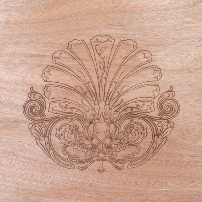 Assise de chaise gravée à découper