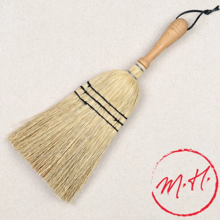 Balai en paille de riz