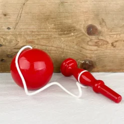 Bilboquet en bois laqué