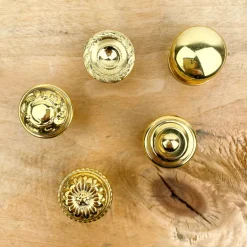 Bouton de tiroir décoratif en laiton poli
