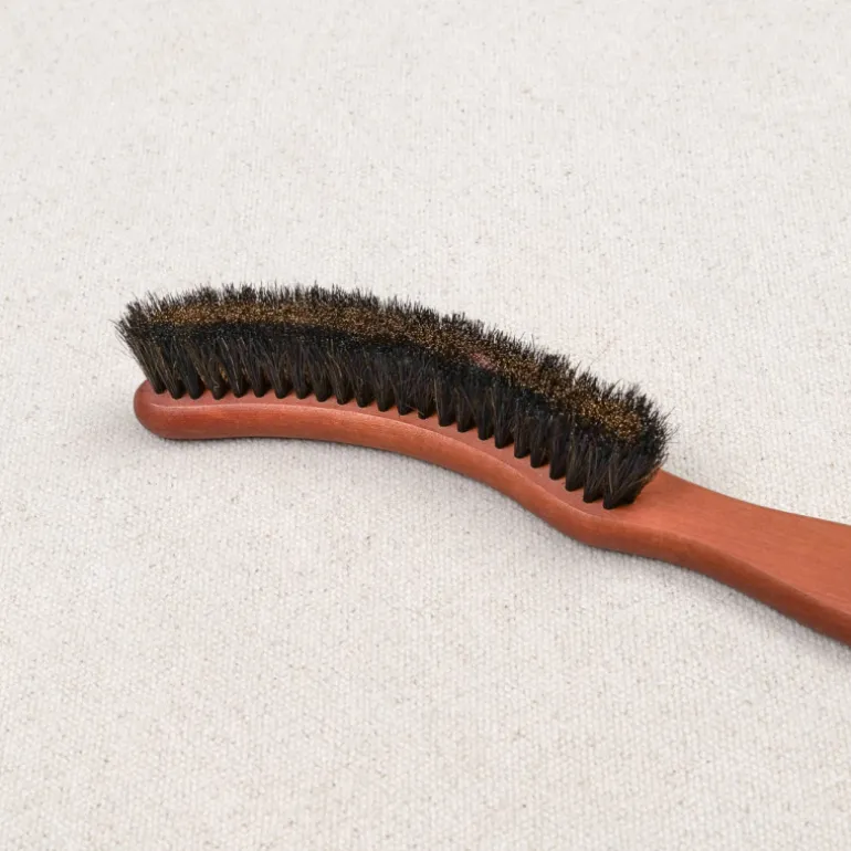 Brosse à chapeau