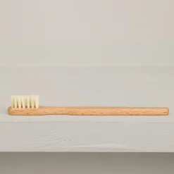 Brosse à dents enfant bois et soie