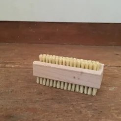 Brosse à ongles