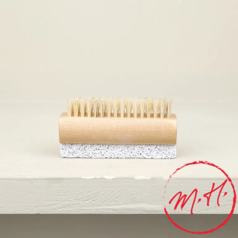 Brosse à ongles avec pierre ponce