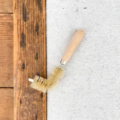 Brosse à évier manche en bois