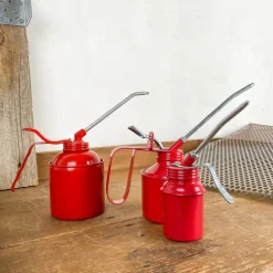 Burette à huile métallique laquée rouge