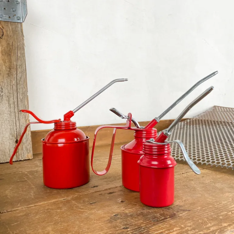 Burette à huile métallique laquée rouge