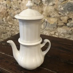 Cafetière en porcelaine
