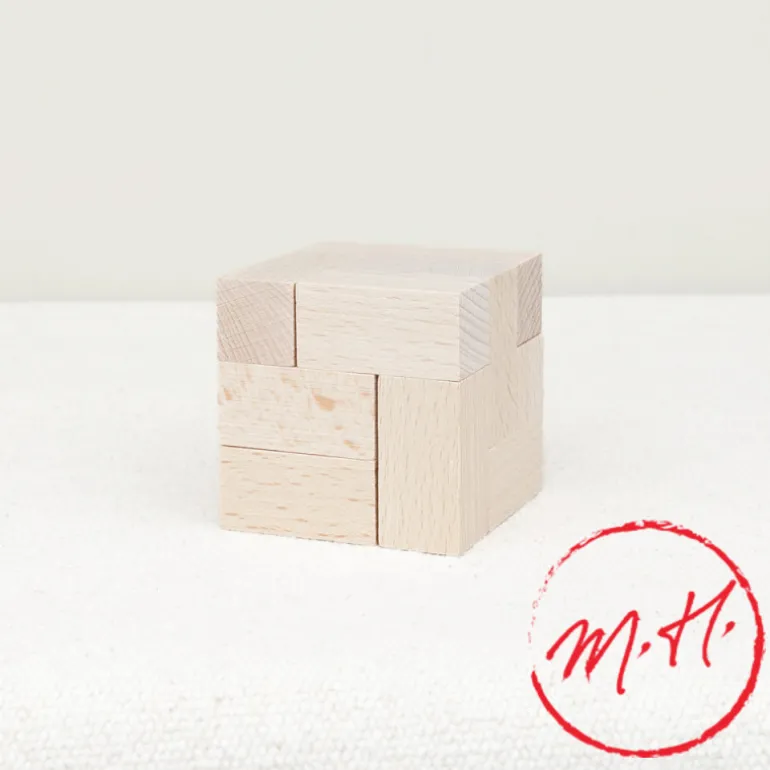 Casse tête cube en bois