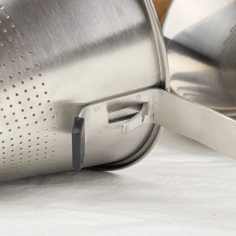 Chinois en inox De Buyer