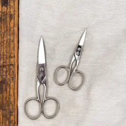 Ciseaux à ongles courbes