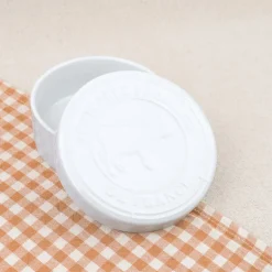 Cloche à camembert en porcelaine
