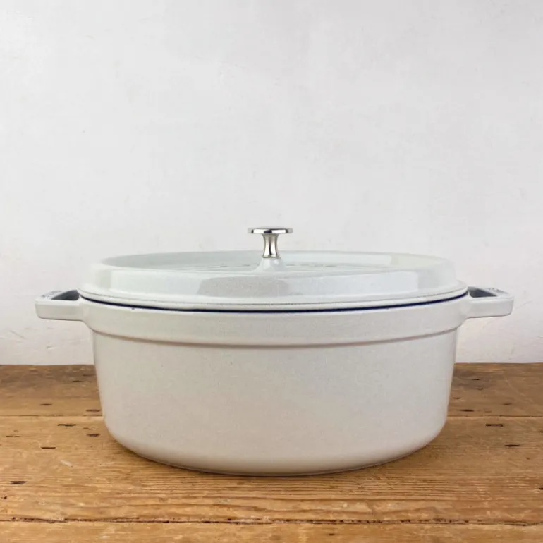 Cocotte en fonte ovale truffe blanche