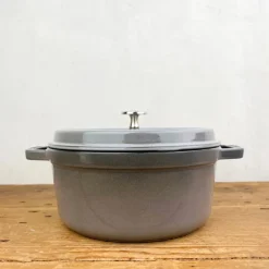 Cocotte en fonte ronde gris graphite