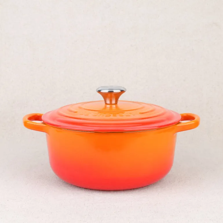 Cocotte volcanique Ø18 à 28 cm