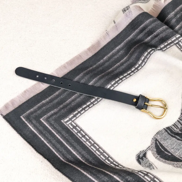 Coffret écharpe et son bracelet en cuir