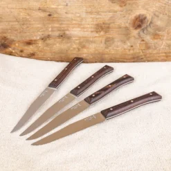 Coffret de 4 couteaux de table Opinel facette en Frêne Sombre
