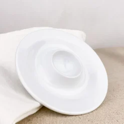 Coquetier ramasse-coque en porcelaine