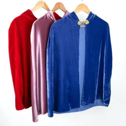 Costume cape de velours