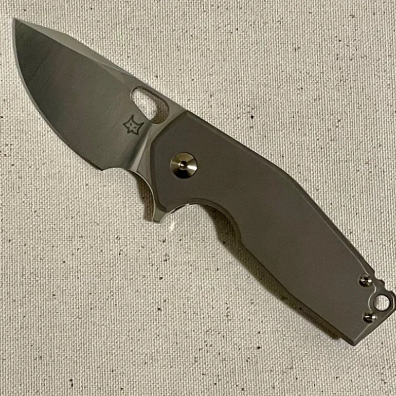 Couteau Fox Suru Titanium Bronze
