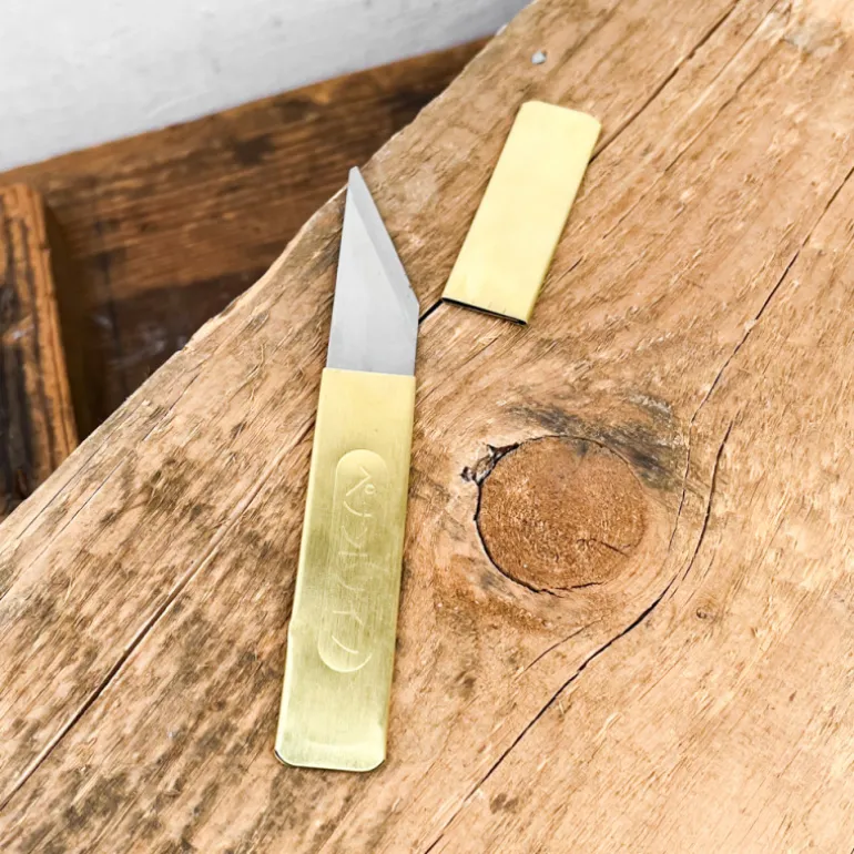 Couteau kiridashi laiton