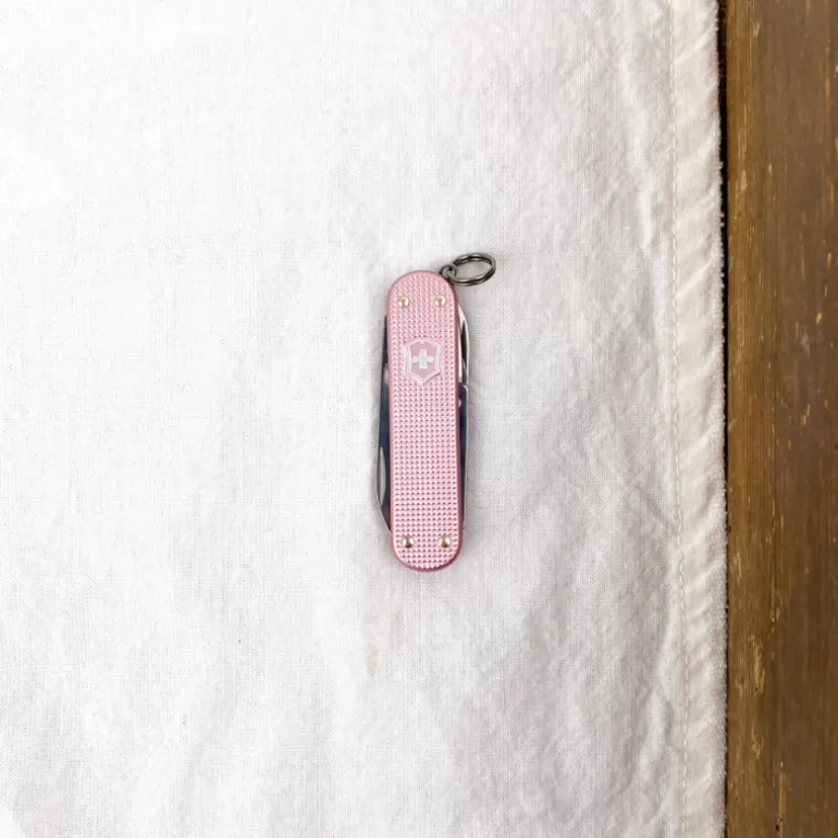 Couteau Suisse onglier en aluminium gaufré