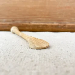 Cuillère à moutarde en buis