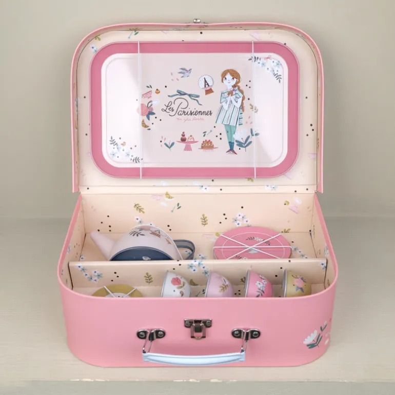 Dinette à thé dans sa valise
