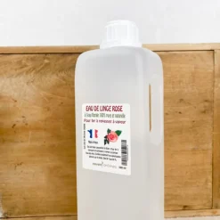Eau de linge à l'eau florale