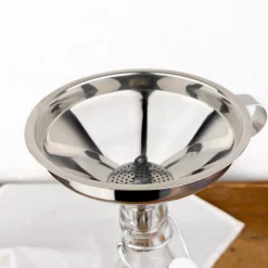 Entonnoir en inox avec filtre amovible