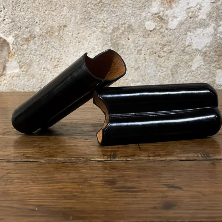 Etui à cigares en cuir noir