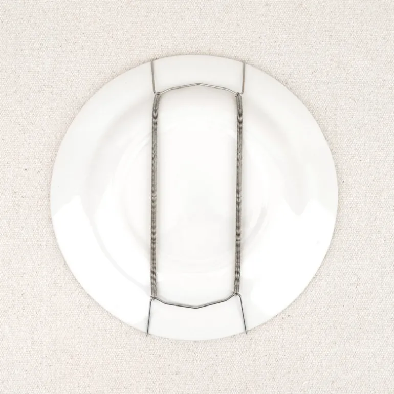 Fixe-assiette mural