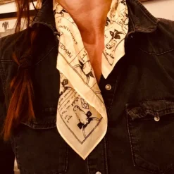 Foulard des manades