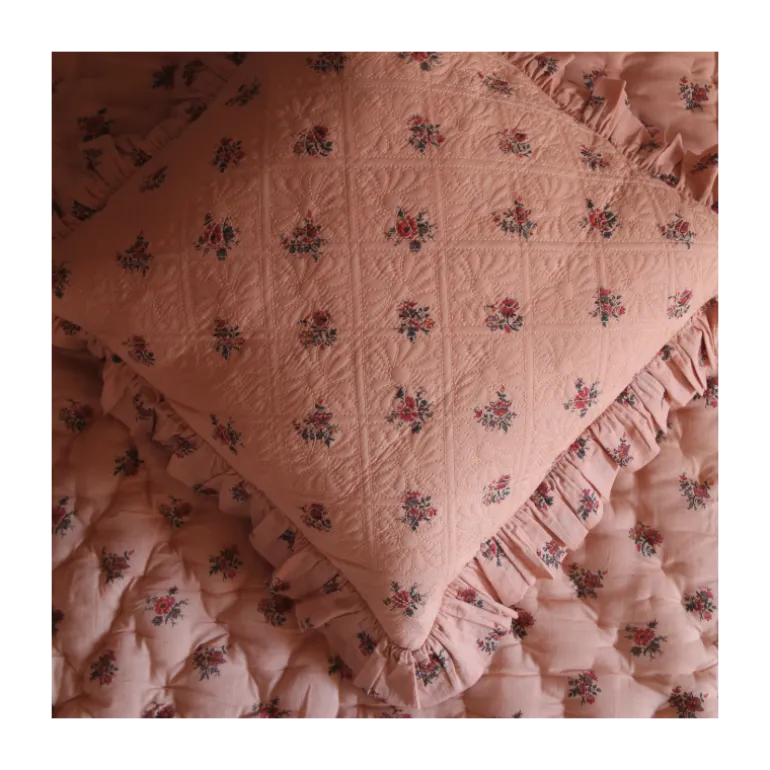 Housse de coussin à volant