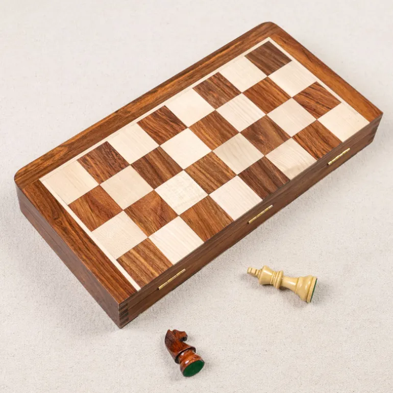 Jeu d'échecs pliable en bois
