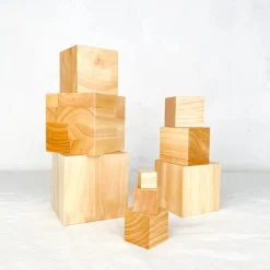 Jeu de la tour en bois