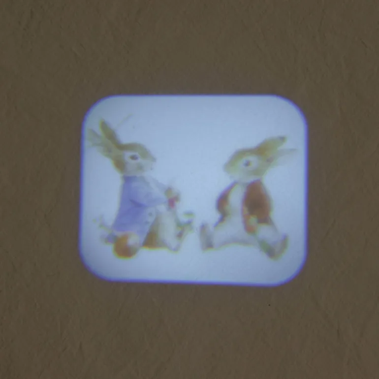 Lampe à histoires Peter Rabbit