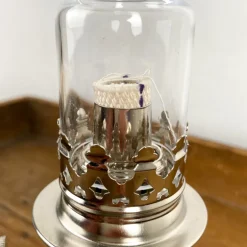 Lampe à pétrole en étain