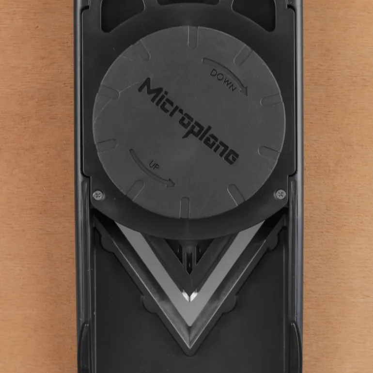 Mandoline en V Microplane