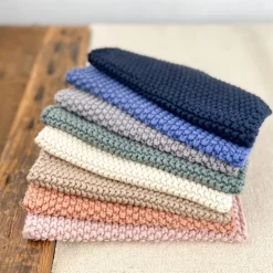 Manique en tricot coloré