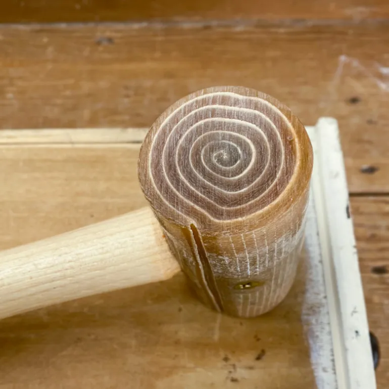 Marteau en cuir brut à noyau en plomb