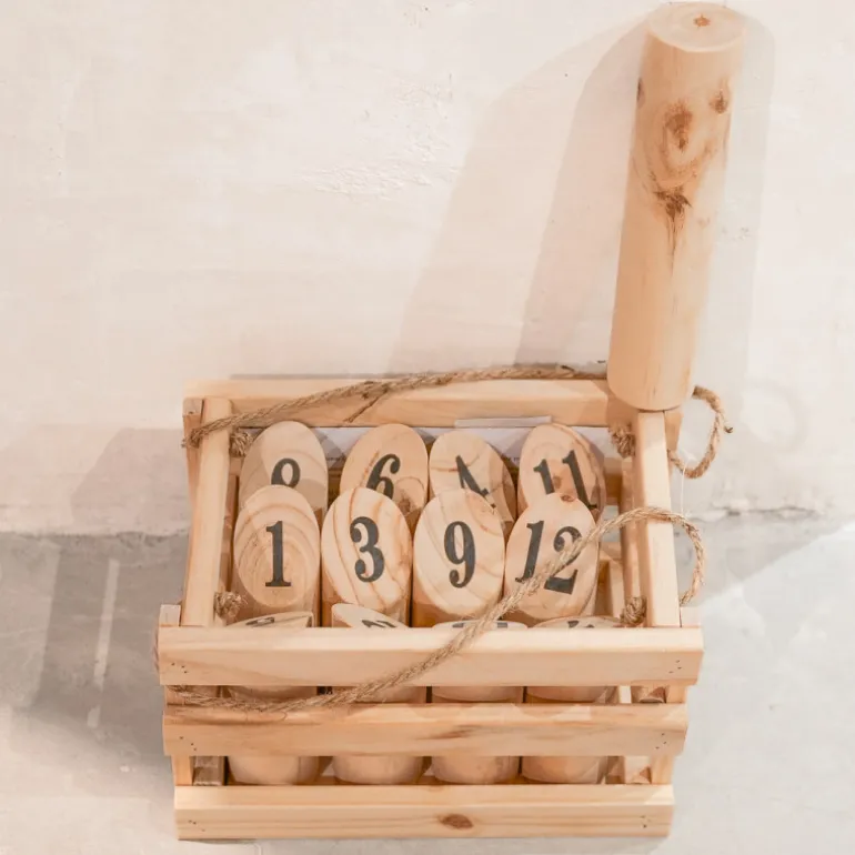 Mölkky ou quilles finlandaises