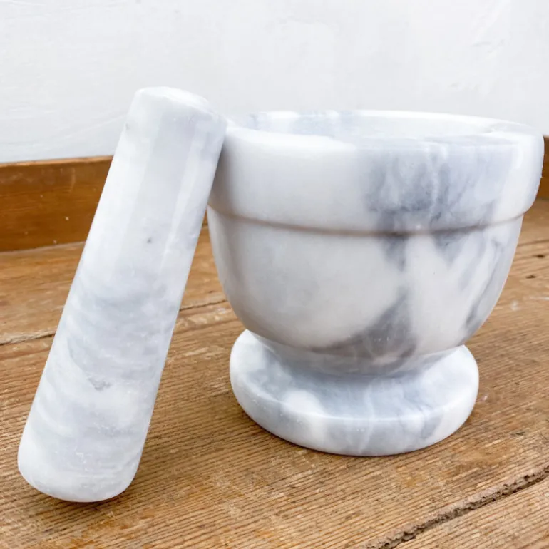 Mortier et pilon en marbre 13 cm