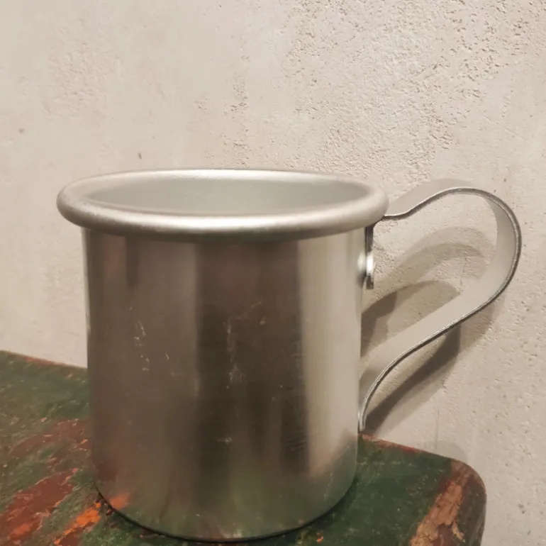 Mug en aluminium