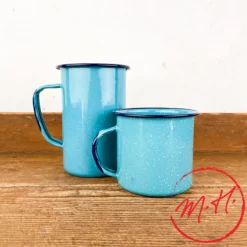 Mug en émail turquoise