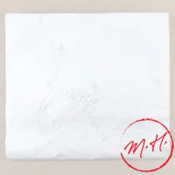 Nappe en coton blanche brodée