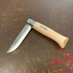 Opinel inox hêtre naturel