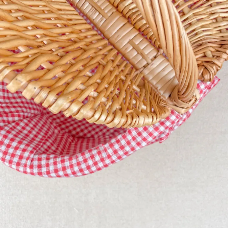 Panier motif Vichy rouge