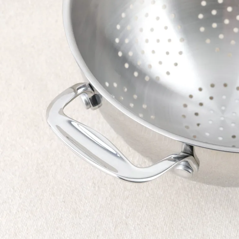 Passoire sur pieds en inox